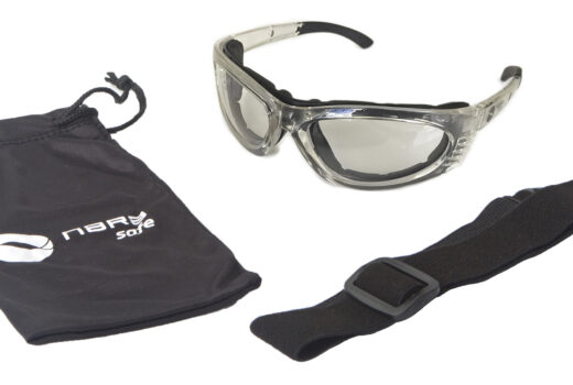 Safety spectacles with internal seal and elastic strap